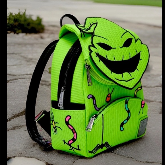 NEW Loungefly Nightmare Before Christmas OOGIE BOOGIE Glow in the Dark Backpack - Picture 3 of 5
